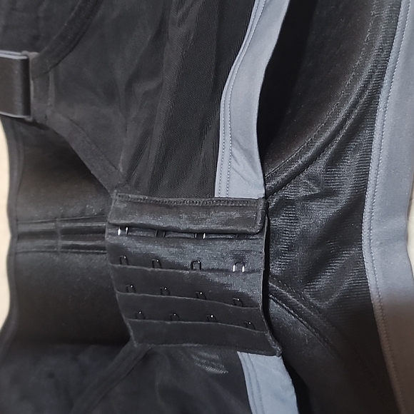 Livi underwire bra size 50DD NWT - Picture 7 of 9